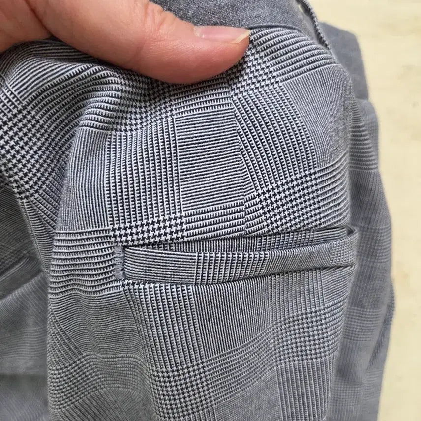 [BUNJANG] Uniqlo Summer Check Slacks M / [새상품급] 유니클로 여름 체크 슬랙스 M