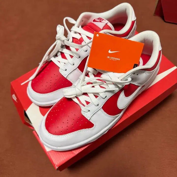 [BUNJANG] Nike Dunk Low White/Red Sneakers 280 New / 나이키 덩크 로우 화이트/레드 운동화 280 새상품