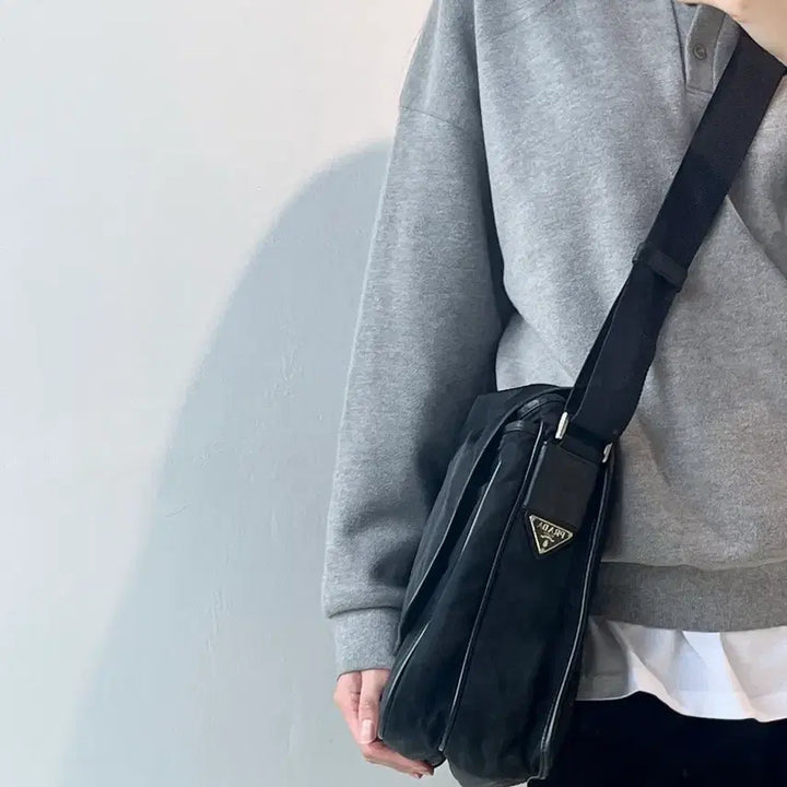 [BUNJANG] Prada Vintage Messenger Bag / 프라다 메신저백