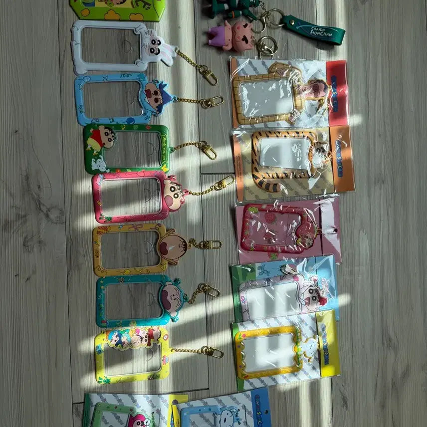 [BUNJANG] Crayon Shin-chan Photocard Holder Set / 짱구 포카홀더 세트
