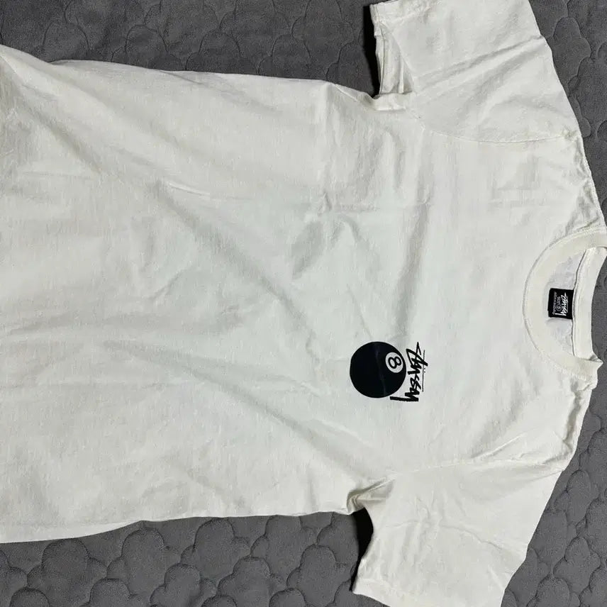 [BUNJANG] Stussy 8 Ball T-Shirt (New With Tags) / 스투시 8볼 반팔 실착 0회(택만뜯은새상품)