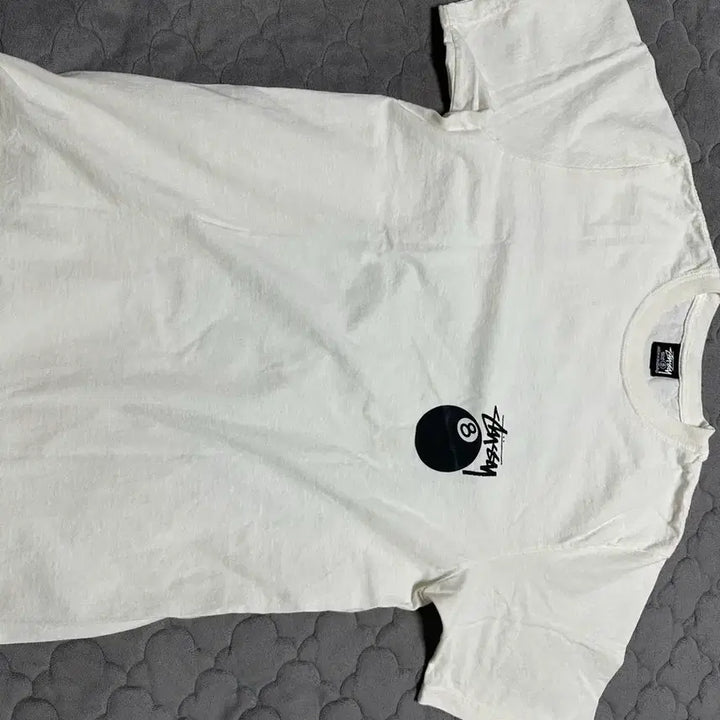 [BUNJANG] Stussy 8 Ball T-Shirt (New With Tags) / 스투시 8볼 반팔 실착 0회(택만뜯은새상품)