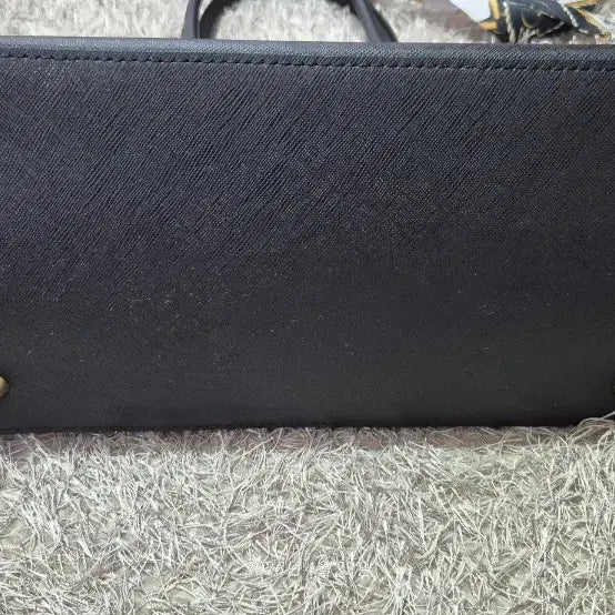 [BUNJANG] Saint Louis Black Shopper Bag with Scarf / 블랙 쇼퍼백 + 스카프