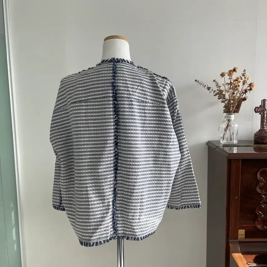 [BUNJANG] TIME White Blue Tweed Short Jacket Cardigan / [Time] 화이트 블루 트위드 자켓 숏 가디건