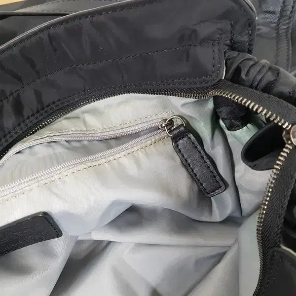 [SOLD OUT] 버버리 버클레이 쇼퍼백 (정품)