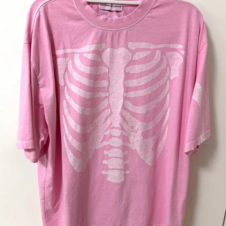 [BUNJANG] 스키즘인듀싱 RIB CAGE T SHIRT_PINK M사이즈 / 스키즘인듀싱 RIB CAGE T SHIRT_PINK M사이즈