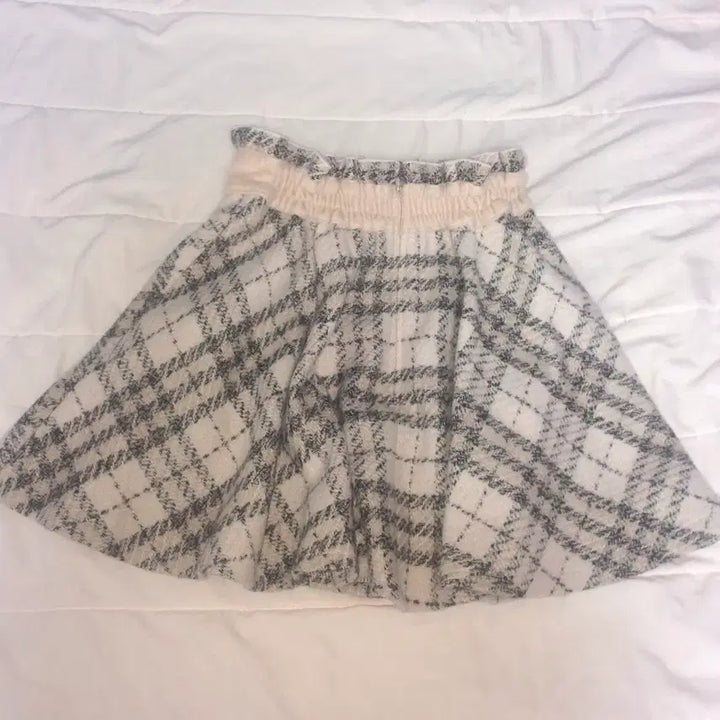[BUNJANG] Liz Lisa Latte Gal Skirt / 리즈리사 스커트 치마 라떼갸루 스나계 딸기우유