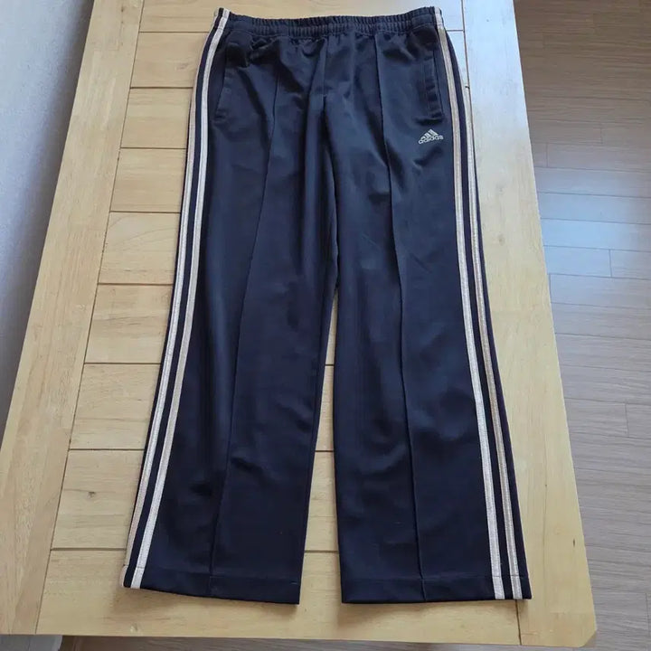 [BUNJANG] Adidas 3-Stripes Training Pants Black / 100 아디다스 삼선 트레이닝 팬츠 블랙 흑금 바지 169