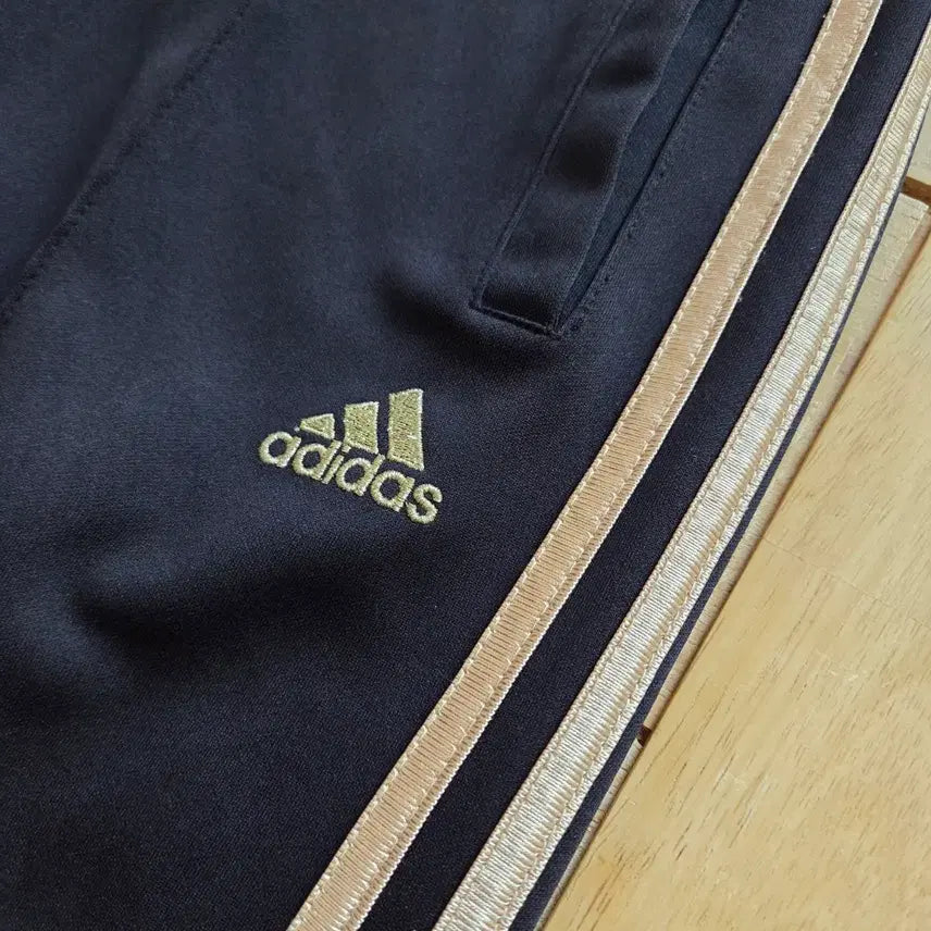 [BUNJANG] Adidas 3-Stripes Training Pants Black / 100 아디다스 삼선 트레이닝 팬츠 블랙 흑금 바지 169