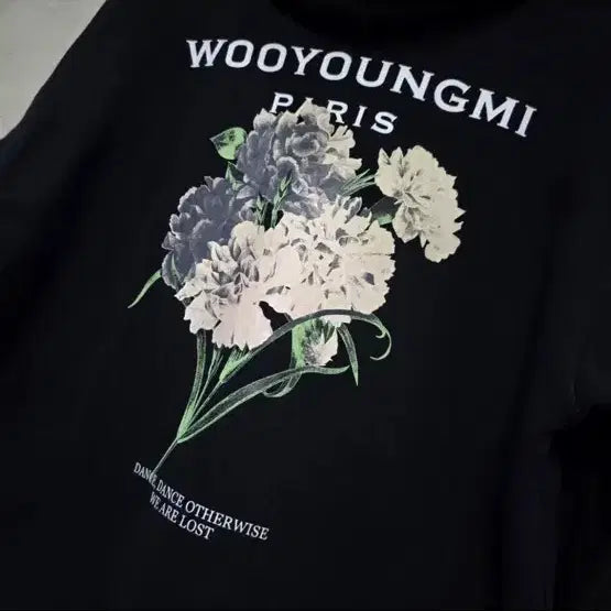 [SOLD OUT] 우영미 플라워 프린팅 후드티 블랙