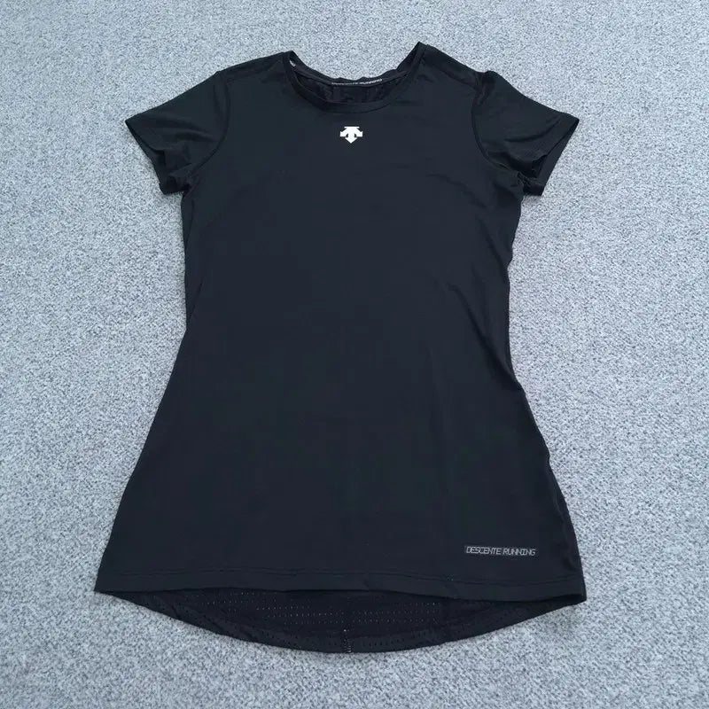 [BUNJANG] Descente Short Sleeve T-Shirt / S 데상트 반팔 티 | C