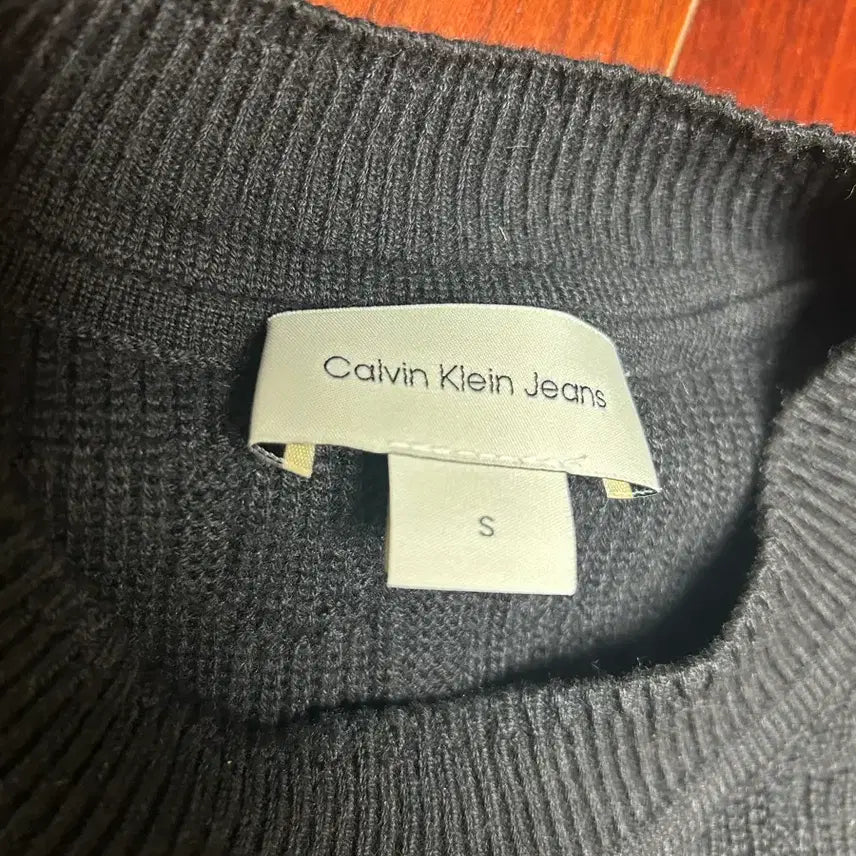 [BUNJANG] Calvin Klein Knit Sweater / 캘빈클라인 니트