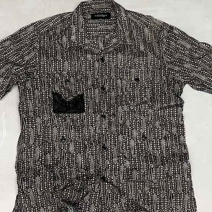 [BUNJANG] Eastlog Paisley Short Sleeve Shirt - Size L / 이스트로그 사파리 반팔셔츠 L 판매