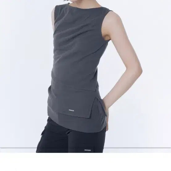 [BUNJANG] 미세키서울 Unbalanced sheer layered 슬리브리스 / 미세키서울 Unbalanced sheer layered 슬리브리스