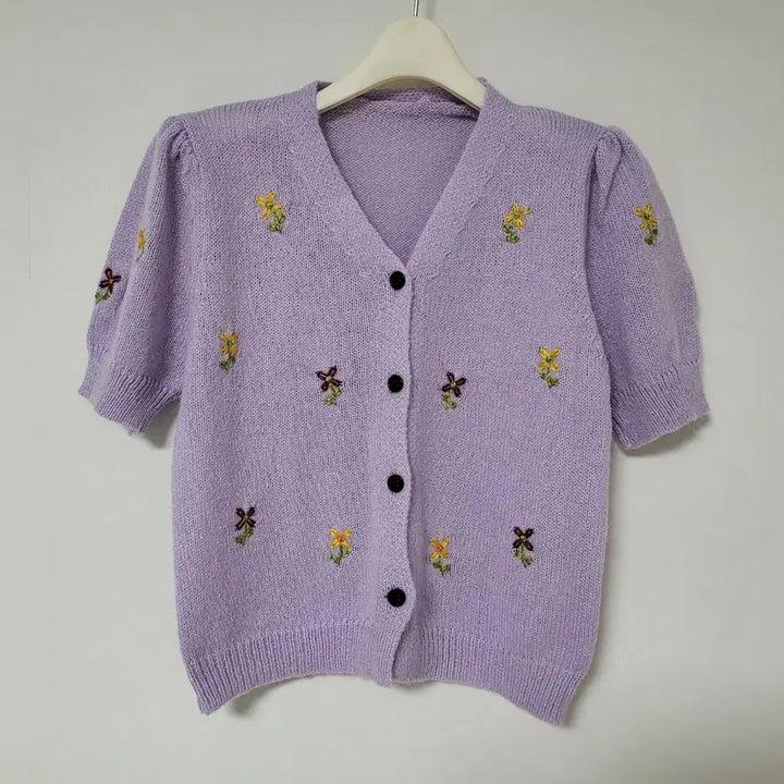 [BUNJANG] Embroidered Puff Knit Cardigan / 자수 퍼프 니트가디건 F