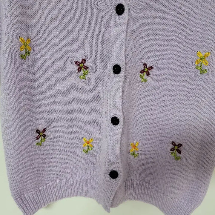 [BUNJANG] Embroidered Puff Knit Cardigan / 자수 퍼프 니트가디건 F