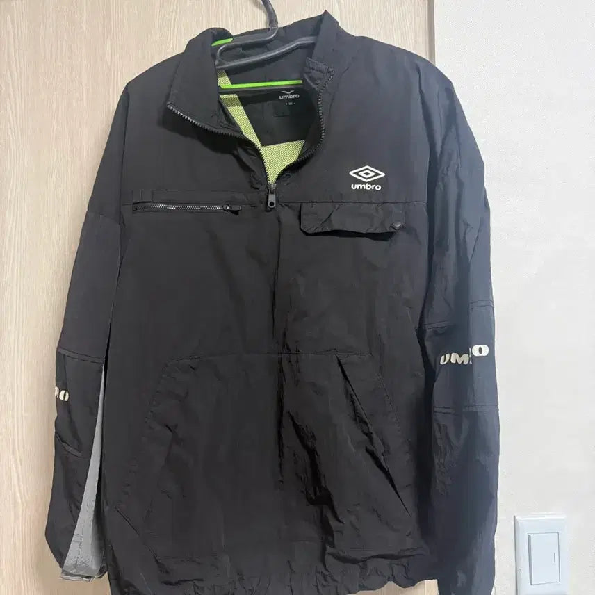 [BUNJANG] Umbro Windbreaker Jacket / 엄브로 바람막이
