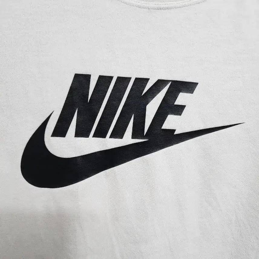 [SOLD OUT] 나이키 크롭티 여성s
