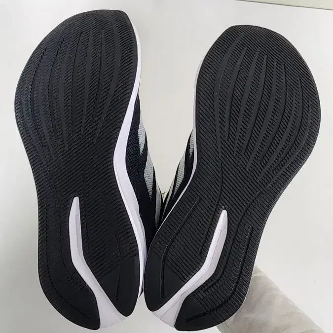 [BUNJANG] Adidas Duramo RC U Black Sneakers / 아디다스 듀라모 RC U 블랙 운동화