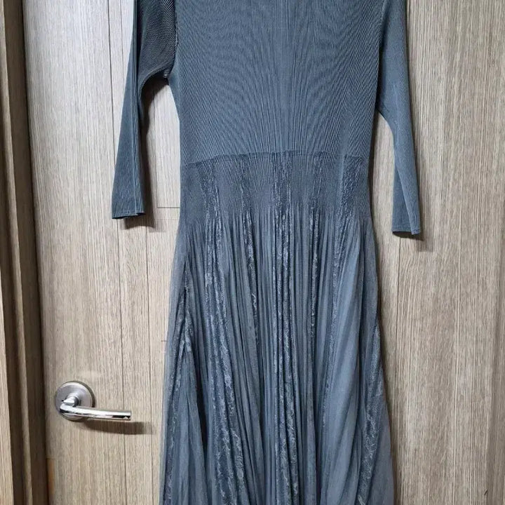 [BUNJANG] Pleated Long Dress / 플리츠 롱원피스