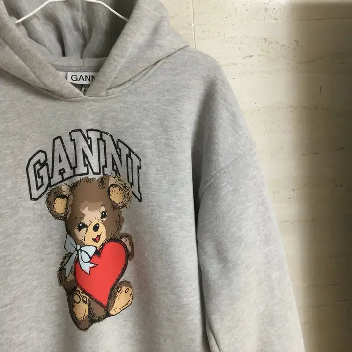 [BUNJANG] GANNI 가니 테디베어 오버핏 스웻 후드티셔츠 S / GANNI 가니 테디베어 오버핏 스웻 후드티셔츠 S