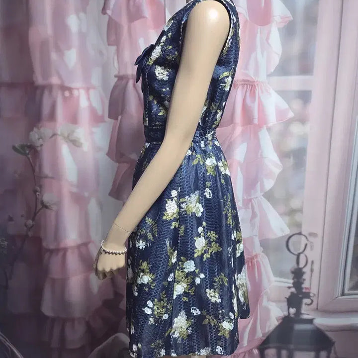 [BUNJANG] Axis Palm Heart Neck Ribbon Dress / 새상품 엑시즈팜 하트넥 고전 리본 원피스