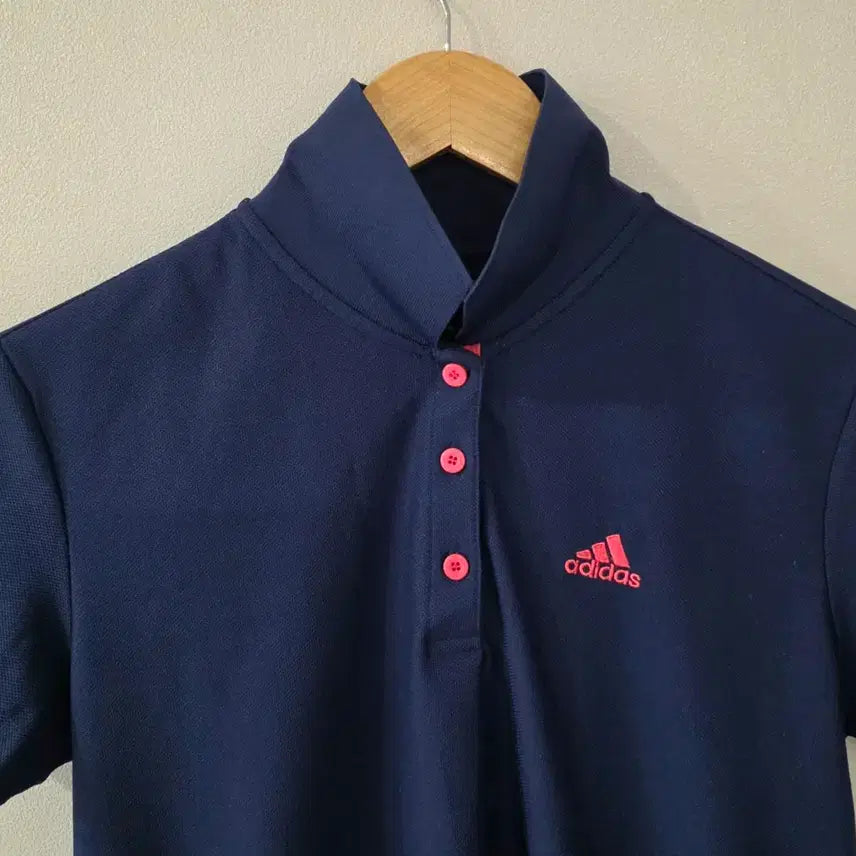 [BUNJANG] Adidas Navy Polo Shirt with Pink Logo (Size 95) / 아디다스 네이비 카라 반팔티 핑크로고 95