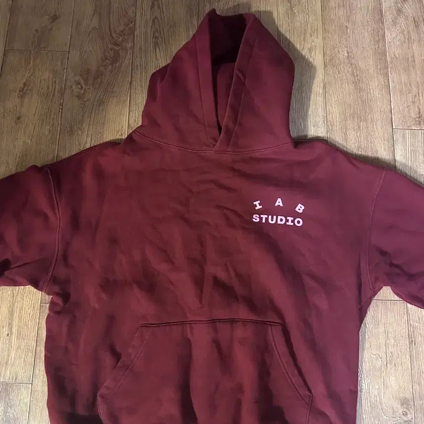 [BUNJANG] Iab Studio Hoodie Roseberry M / 아이앱스튜디오 후드티 로즈베리 팝니다