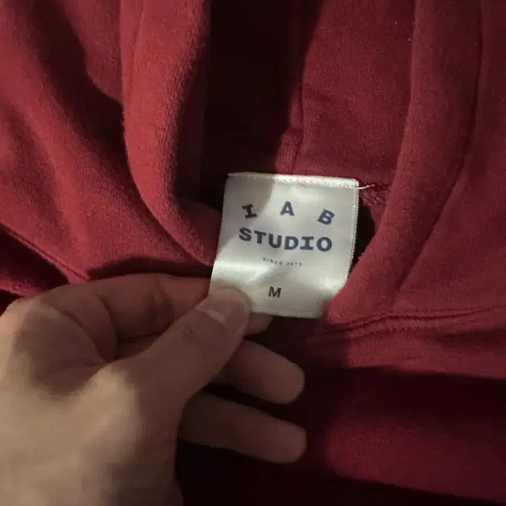 [BUNJANG] Iab Studio Hoodie Roseberry M / 아이앱스튜디오 후드티 로즈베리 팝니다