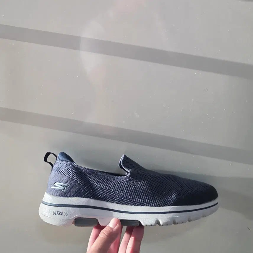 [BUNJANG] Skechers Go Walk 5 Prize Slip-On Navy Blue / [260] 스케쳐스 고워크5 프라이즈 슬립온 네이비블루ㅡ단종매물,최저가