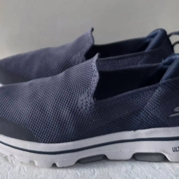 [BUNJANG] Skechers Go Walk 5 Prize Slip-On Navy Blue / [260] 스케쳐스 고워크5 프라이즈 슬립온 네이비블루ㅡ단종매물,최저가