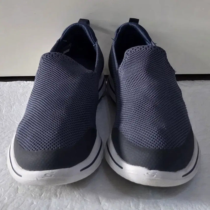 [BUNJANG] Skechers Go Walk 5 Prize Slip-On Navy Blue / [260] 스케쳐스 고워크5 프라이즈 슬립온 네이비블루ㅡ단종매물,최저가