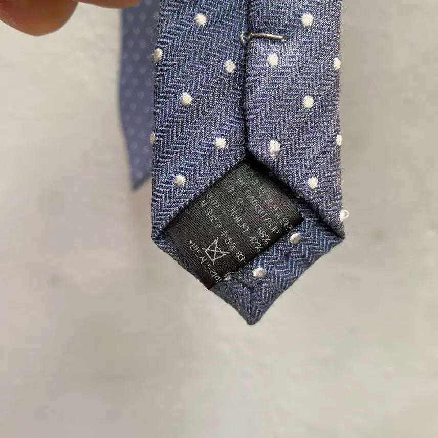 [BUNJANG] Galaxy Sujello Dot Tie / 갤럭시 수젤로 도트 타이
