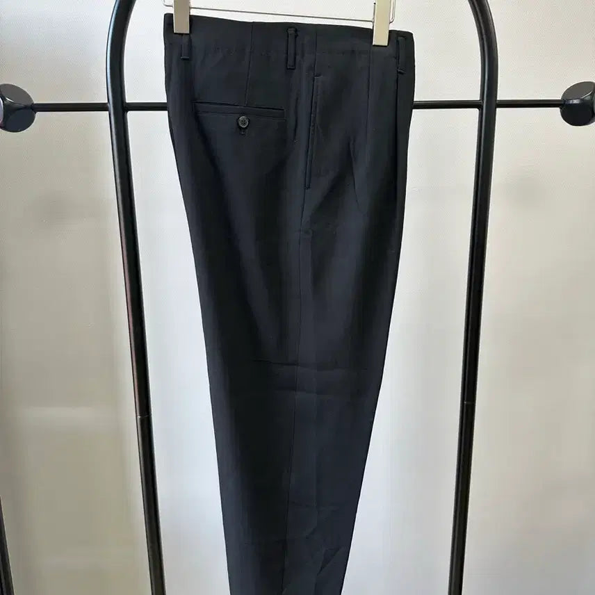 [BUNJANG] Ami Lana Virgin Wool Slacks / ami 라나버진 울 슬랙스