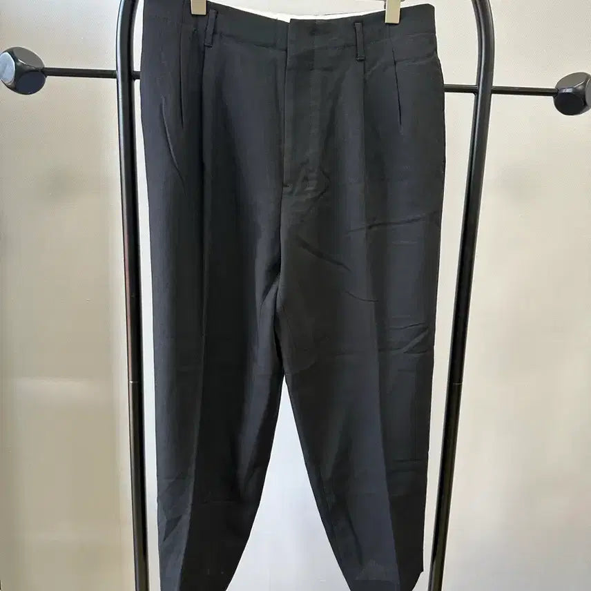 [BUNJANG] Ami Lana Virgin Wool Slacks / ami 라나버진 울 슬랙스