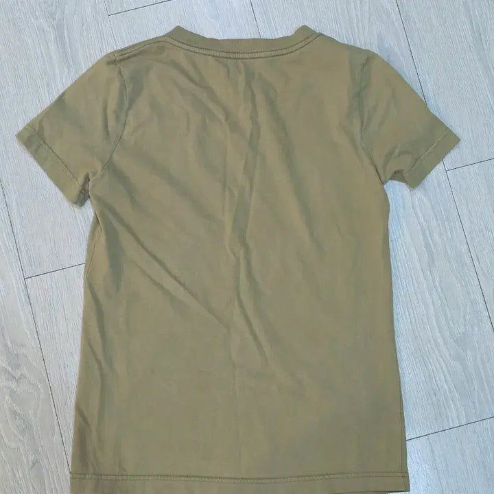 [BUNJANG] Jeep Vintage Khaki V-Neck Short Sleeve T-shirt / [JEEP] 빈티지 카키 V넥 반소매 티
