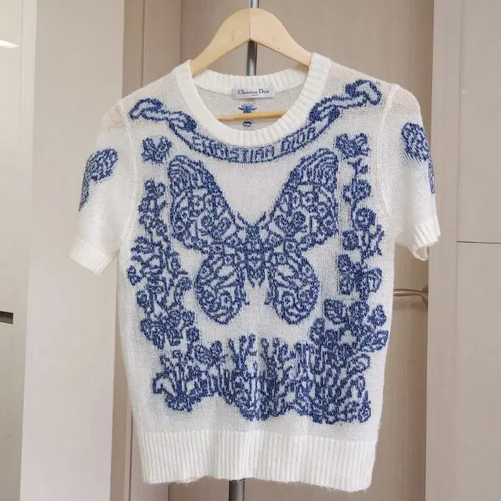 [BUNJANG] Dior Inspired Butterfly Pattern Knit Sweater / 디올 감성 제대로 담긴 니트