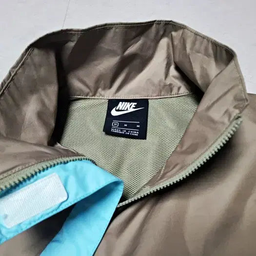 [BUNJANG] Nike Woven Cropped Anorak Windbreaker Women&