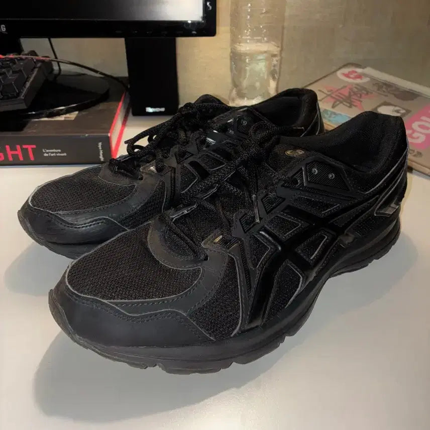 [BUNJANG] ASICS Jog 100 2 Sneakers / 조그 100 2