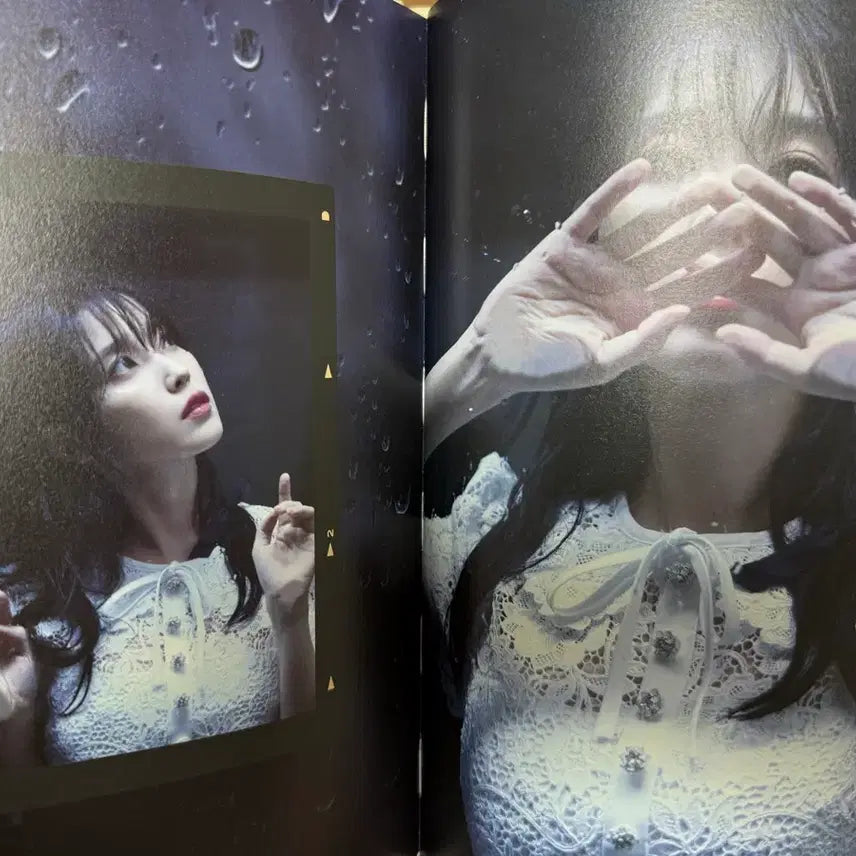 [BUNJANG] IU Moment Photobook Exhibition Set / 아이유 전시회 순간 포토북(+유애나6기 굿즈포함)