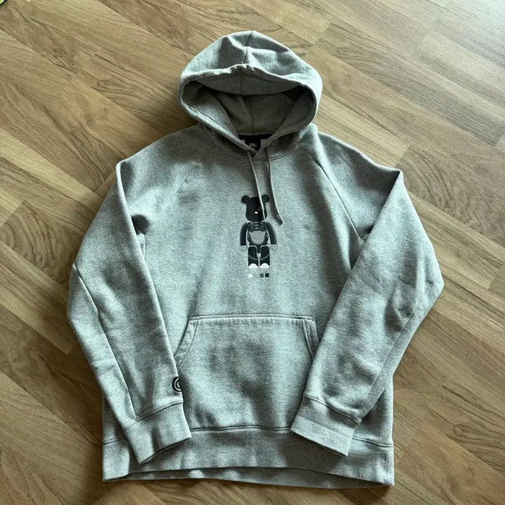 [BUNJANG] Nike SB Bearbrick Hooded Sweatshirt (Gray, L) / 나이키 SB 베어브릭 후드 L