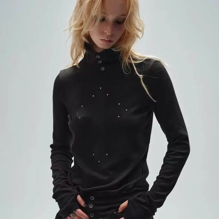 [BUNJANG] Wear and Tear High Neck Long Sleeve T-shirt / wear and tear 하이넥 롱슬리브 티셔츠