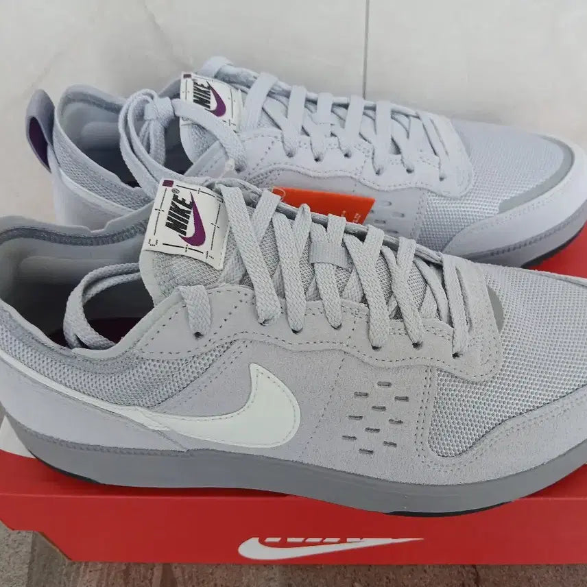 [BUNJANG] Nike Running Shoes Grey Suede / 나이키 운동화 그레이 스웨이드.나이키신발.나이키운동화.나이키런닝화.신발