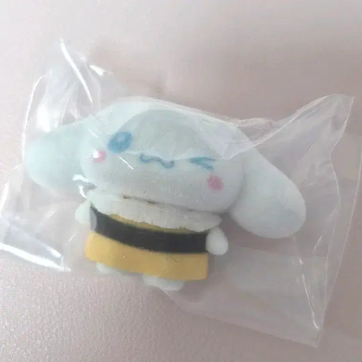 [BUNJANG] Sanrio Cinnamoroll Puchi Tomo Figure / 산리오 푸치토모 시나모롤