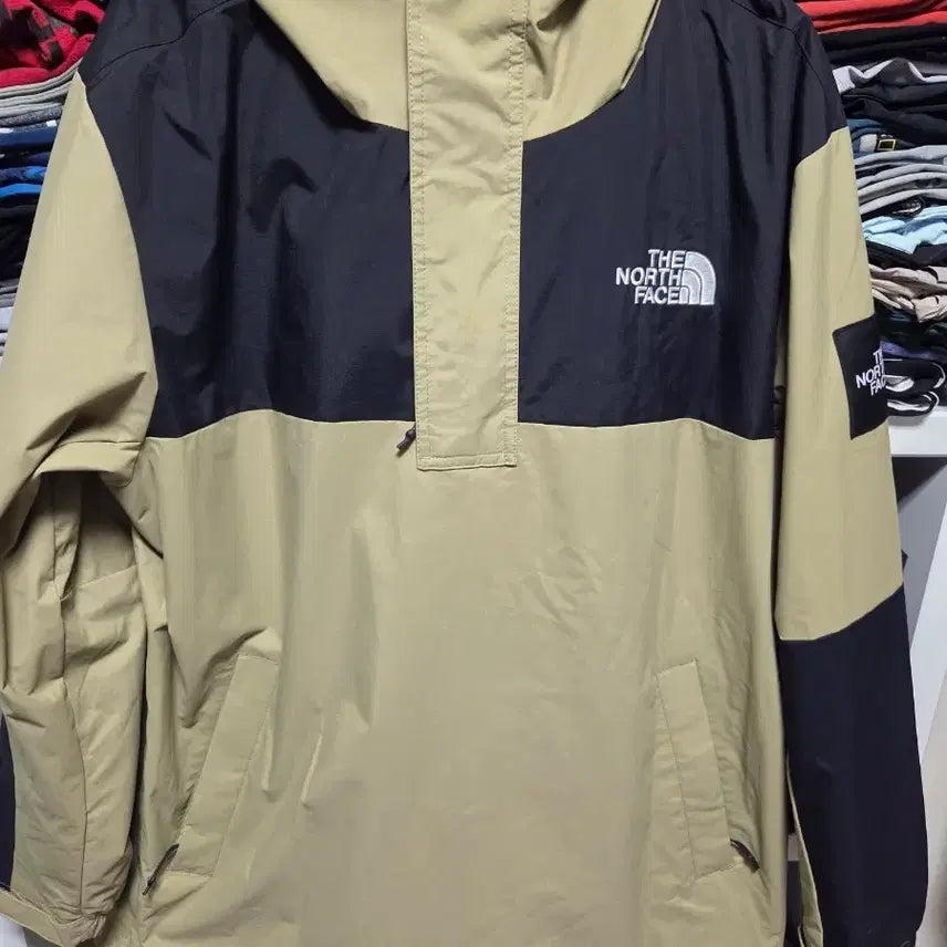 [BUNJANG] The North Face Anorak Windbreaker Beige/Black Size 100 / 노스페이스 아노락 바람막이 베이지/블랙100