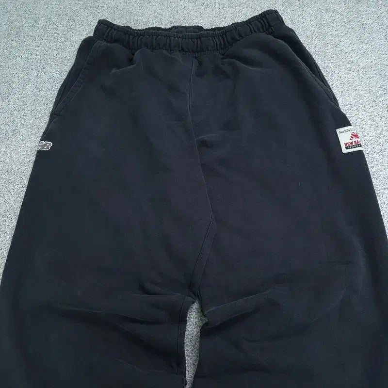 [BUNJANG] New Balance XL Sweatpants / XL 뉴발란스 바지 | C