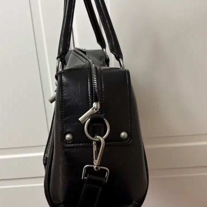 [BUNJANG] Sunburn Project Faux Leather M.O.S Bag - Black / 썬번프로젝트 Faux Leather M.O.S Bag, BLACK