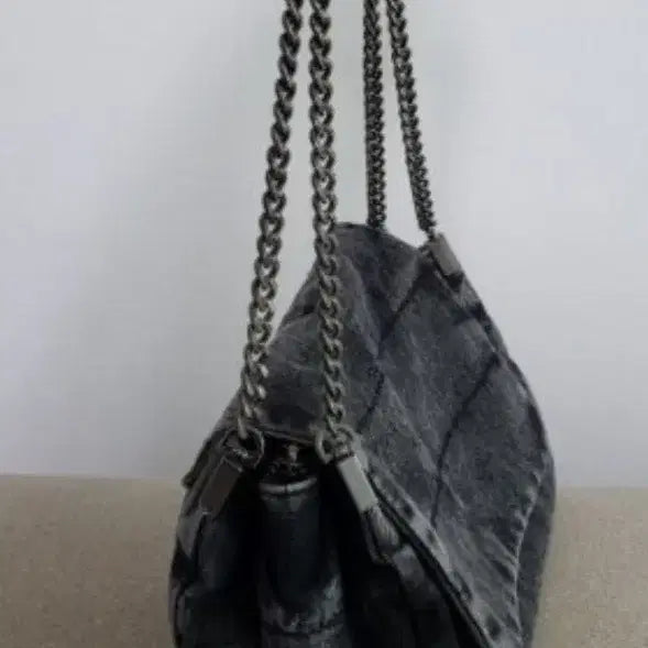 [BUNJANG] ZARA Denim Shoulder Bag / 자라 락플랩 데님숄더백
