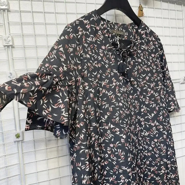 [BUNJANG] Thursday Island Midi Chiffon Dress / 1회착 새옷 S 루즈핏 미디 미니 쉬폰 원피스 써스데이아일랜드