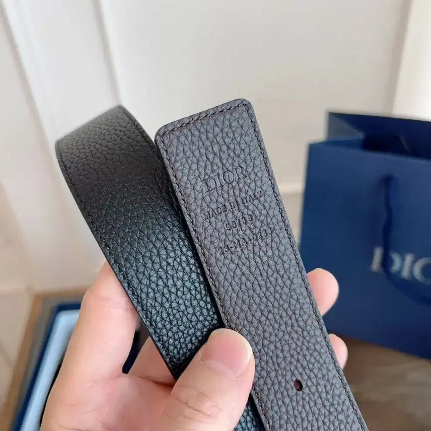 [SOLD OUT] 디올 남성용 벨트 로고 레터 실버 버클 90 폭 3.5cm